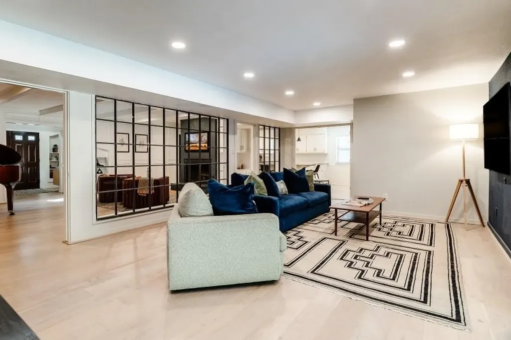 2304 Wakeforest Court Arlington TX 76012