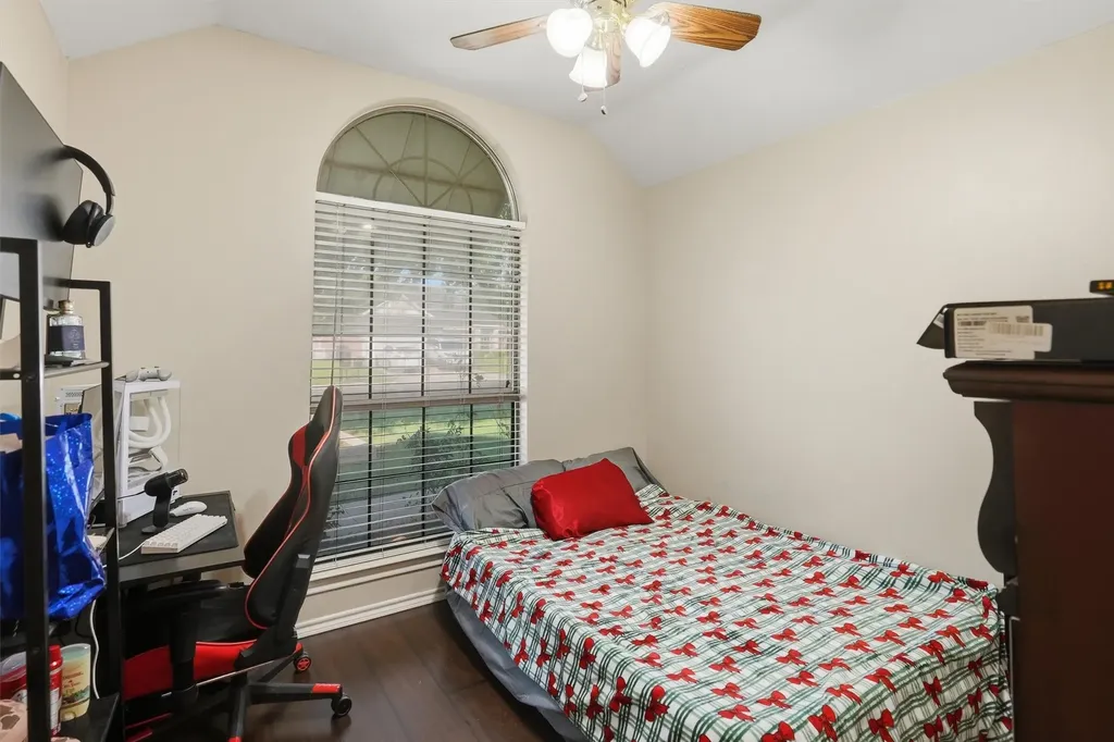 708 Hillcrest Drive Cleburne TX 76033