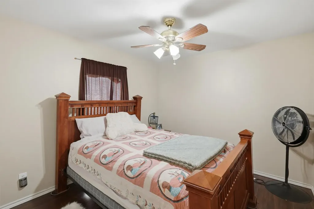708 Hillcrest Drive Cleburne TX 76033