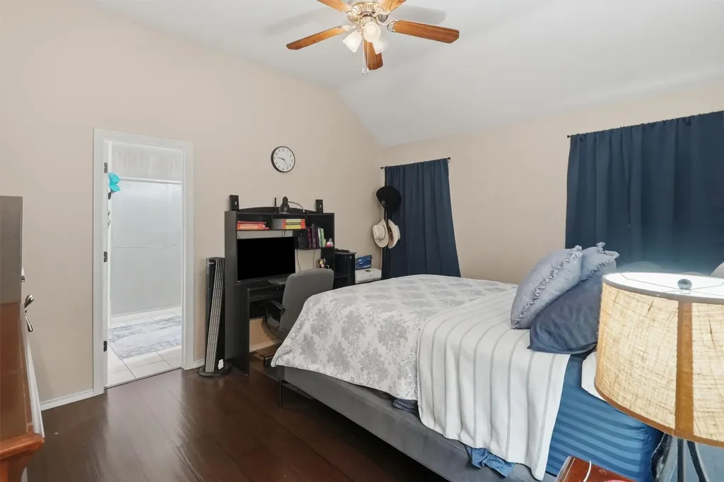 708 Hillcrest Drive Cleburne TX 76033