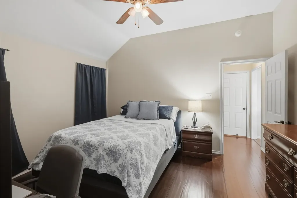 708 Hillcrest Drive Cleburne TX 76033