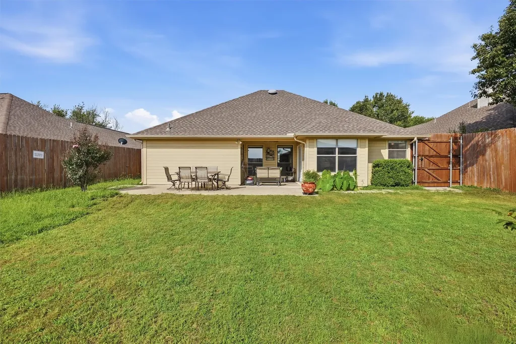 708 Hillcrest Drive Cleburne TX 76033