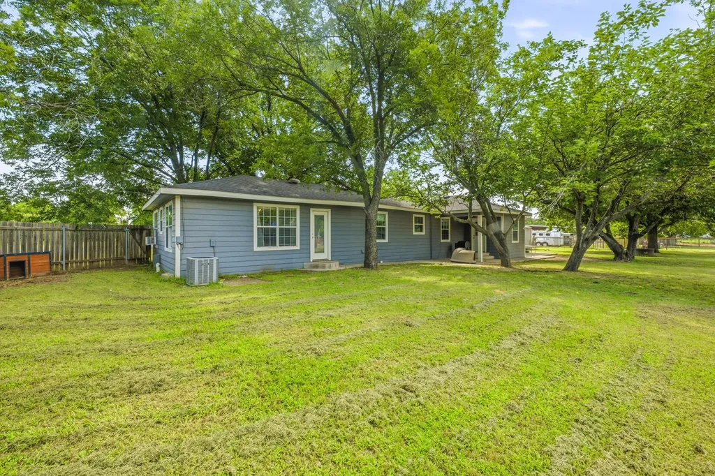 20043 N State Highway 108 Stephenville TX 76401