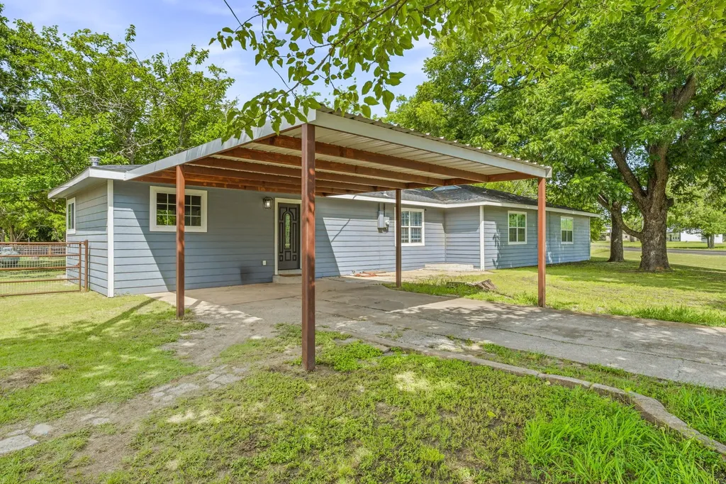 20043 N State Highway 108 Stephenville TX 76401