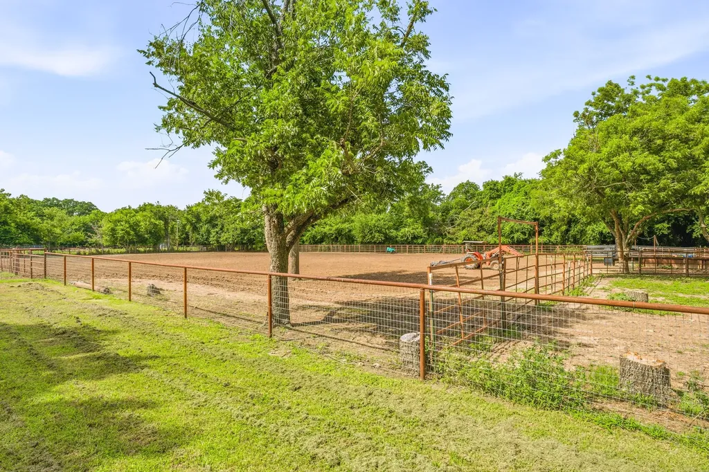 20043 N State Highway 108 Stephenville TX 76401