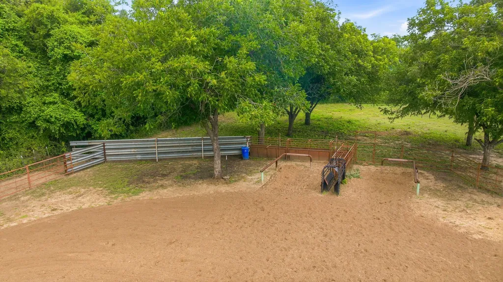 20043 N State Highway 108 Stephenville TX 76401