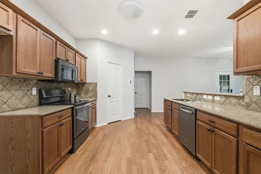 11013 Dillon Street Fort Worth TX 76179