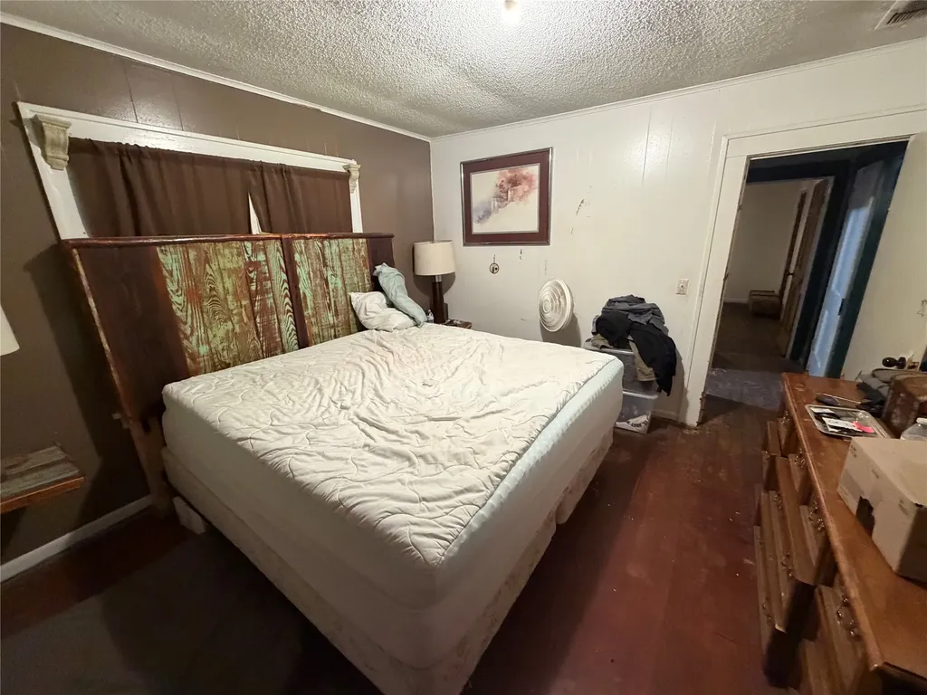 1007 S Bassett Street Eastland TX 76448