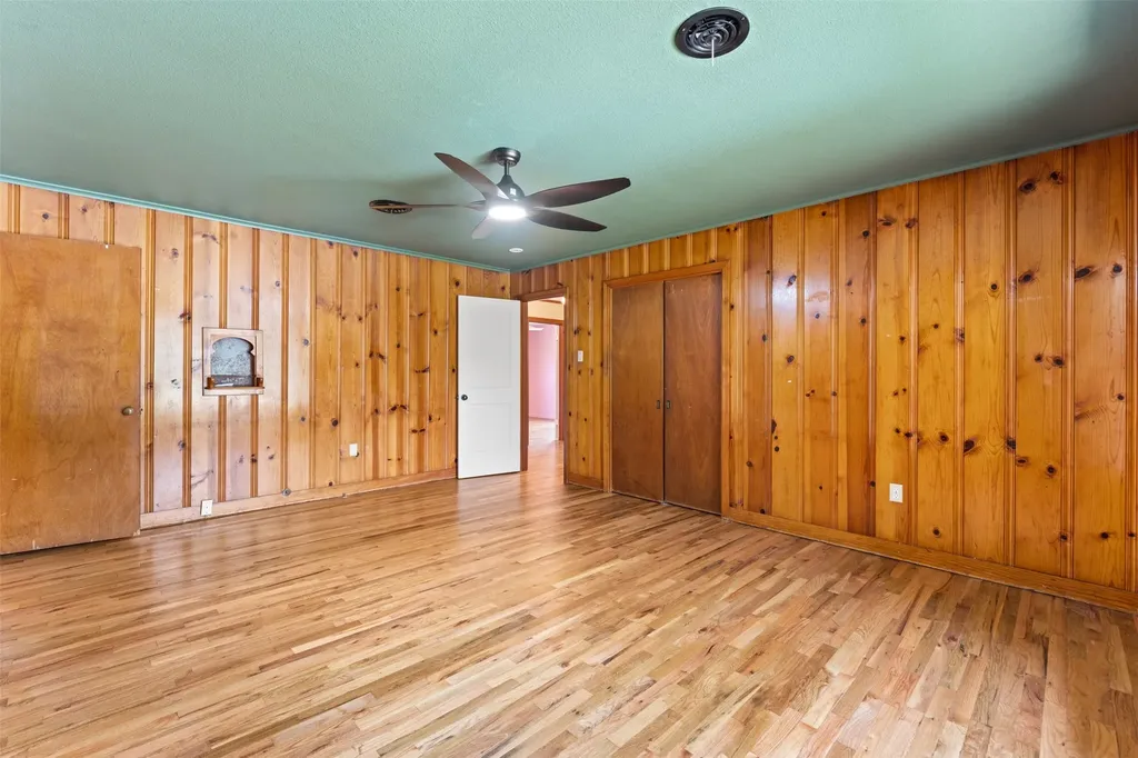 2208 N 44th Street Waco TX 76710