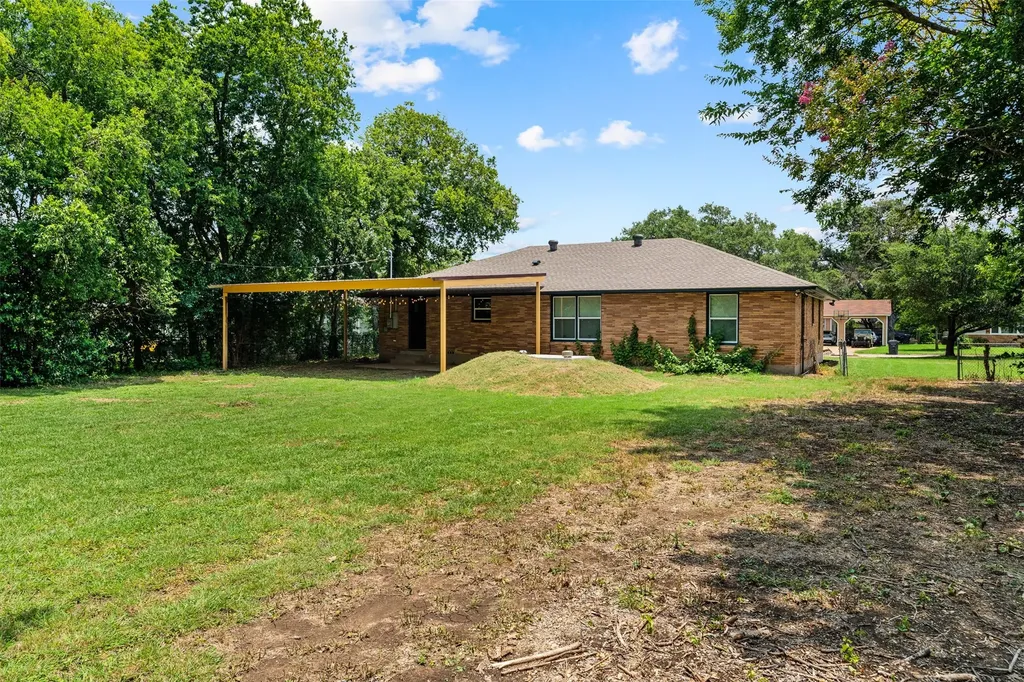 2208 N 44th Street Waco TX 76710