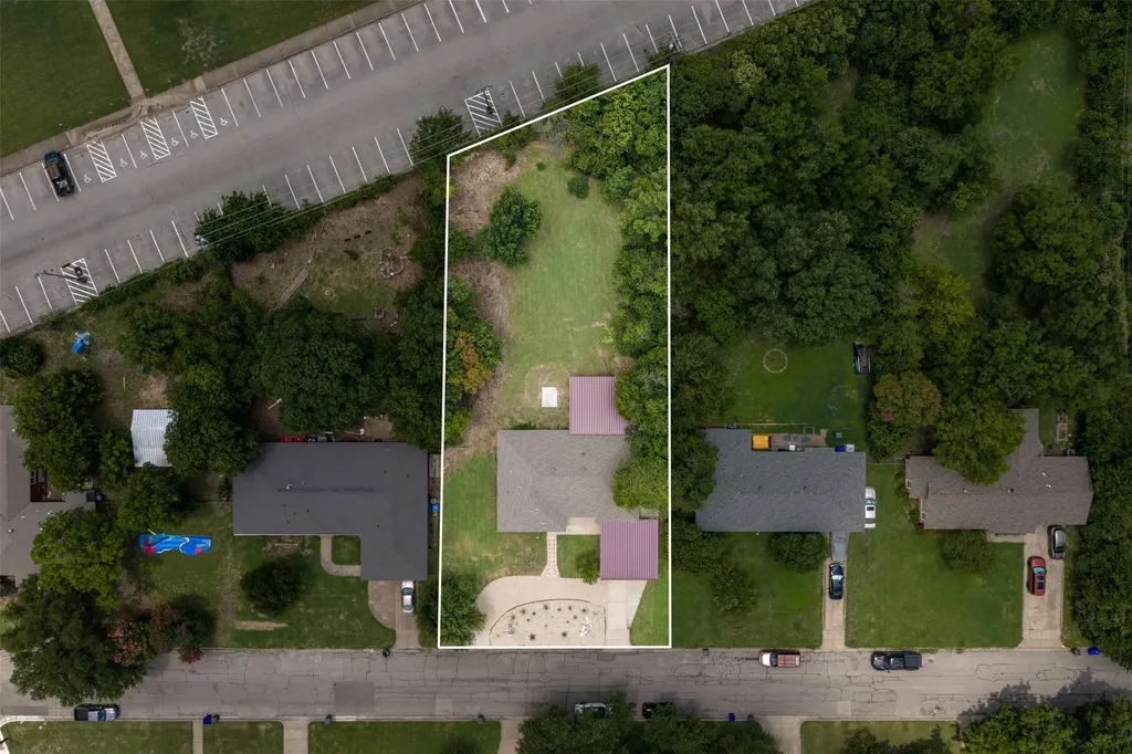 2208 N 44th Street Waco TX 76710