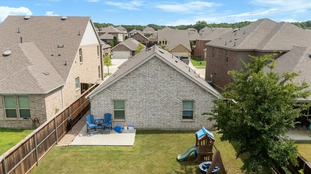 3916 Oak Creek Circle Denison TX 75020