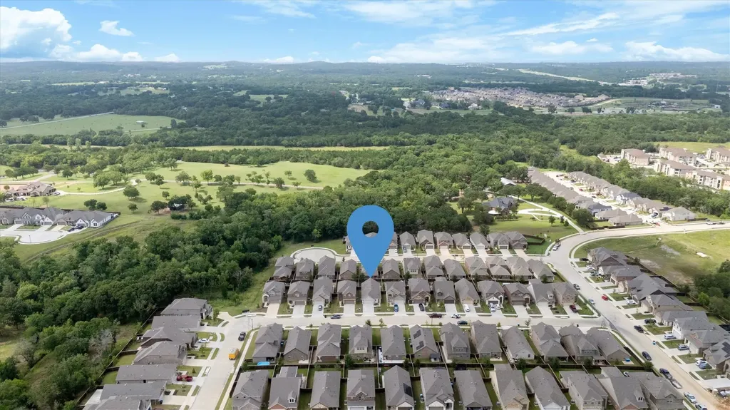 3916 Oak Creek Circle Denison TX 75020