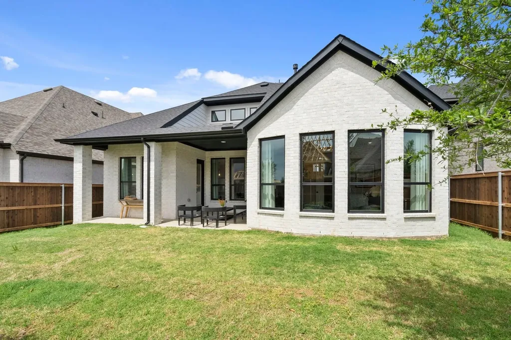 1861 Salt Grass Drive Argyle TX 76226