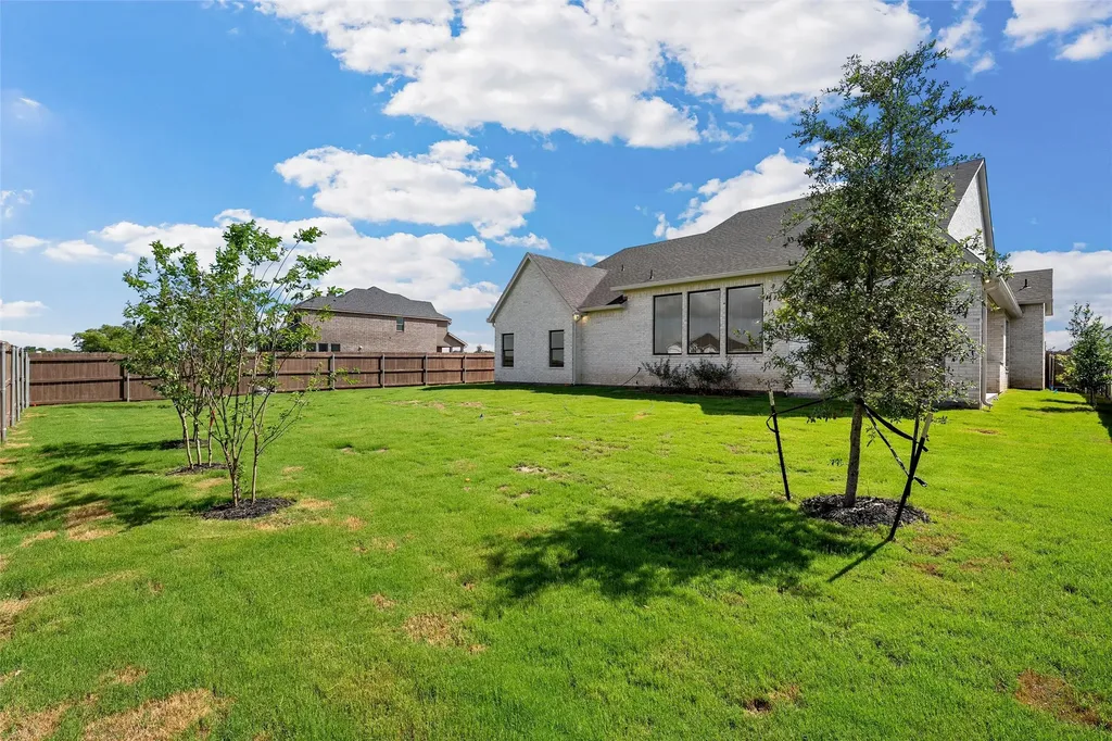1317 Tahonta Drive Hewitt TX 76643