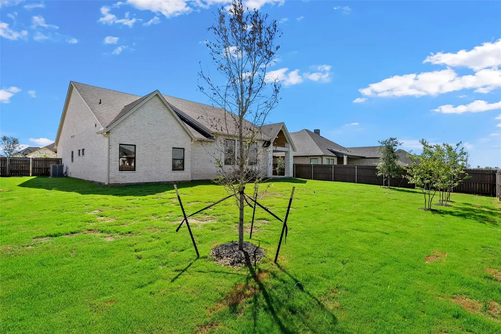 1317 Tahonta Drive Hewitt TX 76643