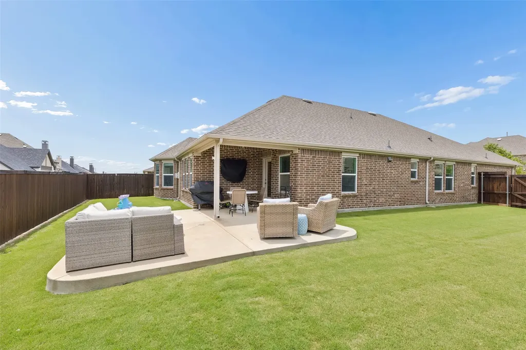 3213 Ridgelake Way Lewisville TX 75010