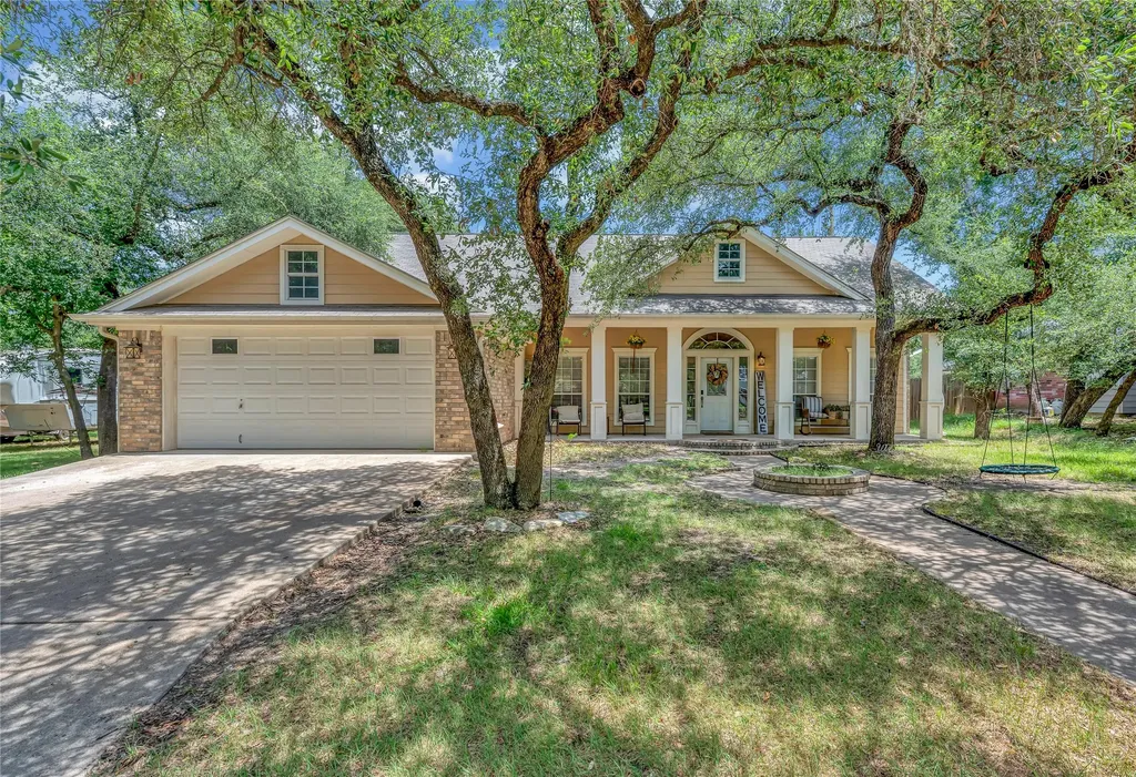 37 Bluebonnet Loop Morgans Point Resort TX 76513