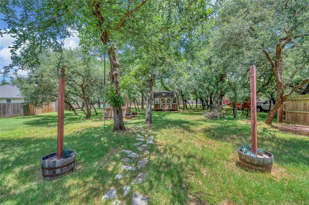 37 Bluebonnet Loop Morgans Point Resort TX 76513