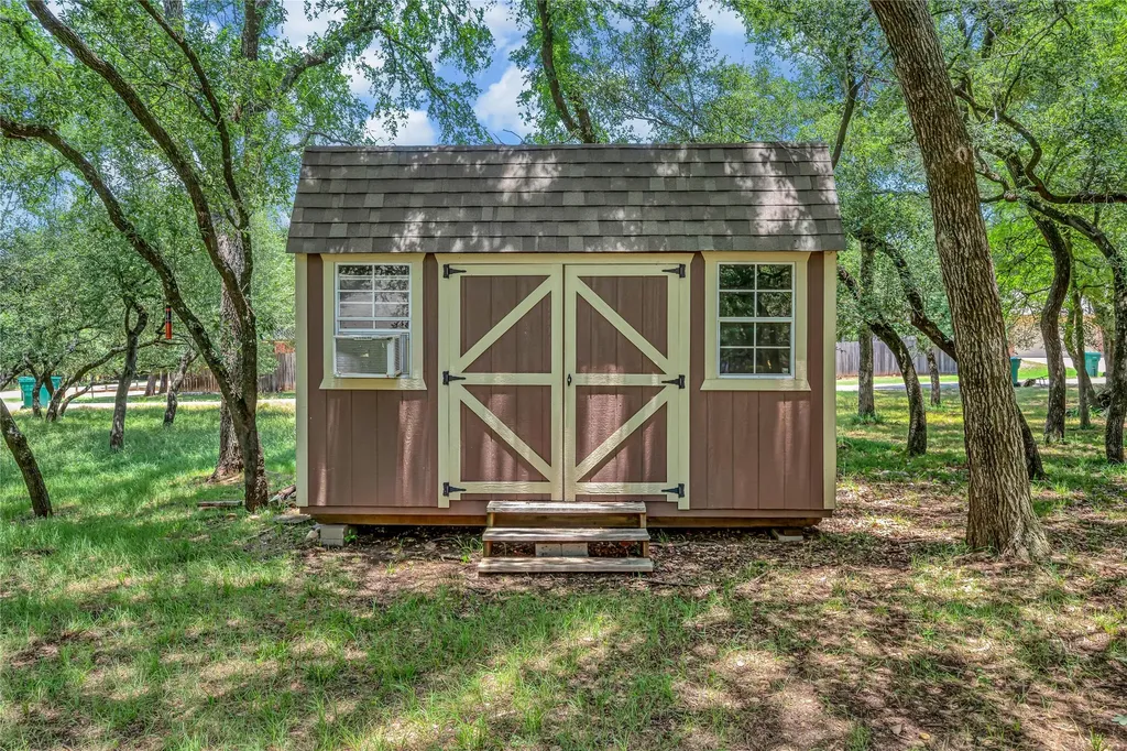 37 Bluebonnet Loop Morgans Point Resort TX 76513