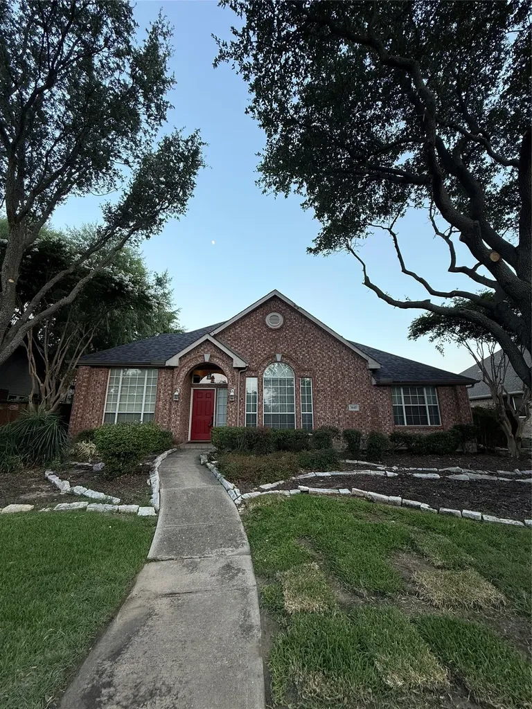1645 Castle Pines Drive Frisco TX 75034
