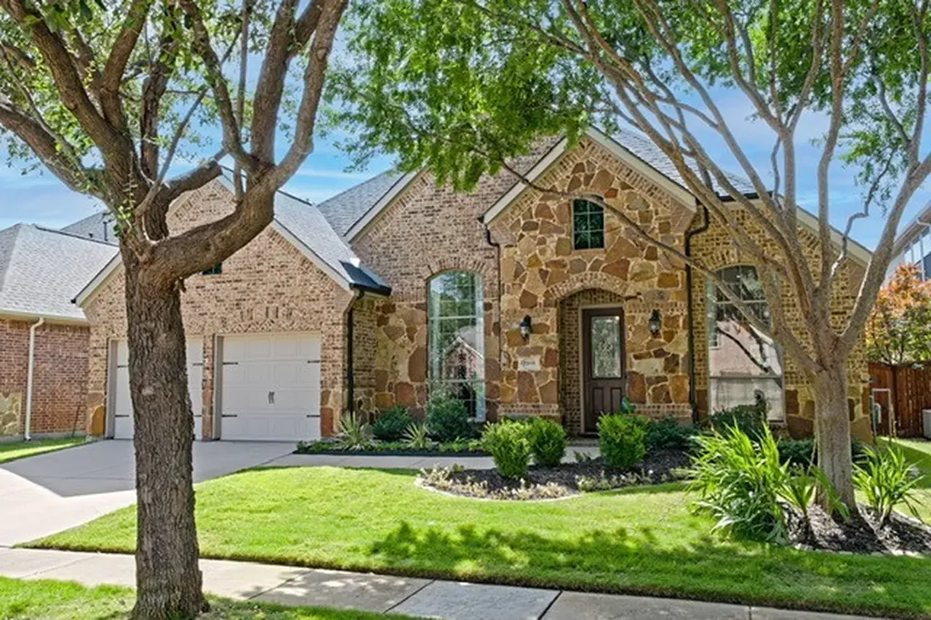 8160 Holliday Road Lantana TX 76226