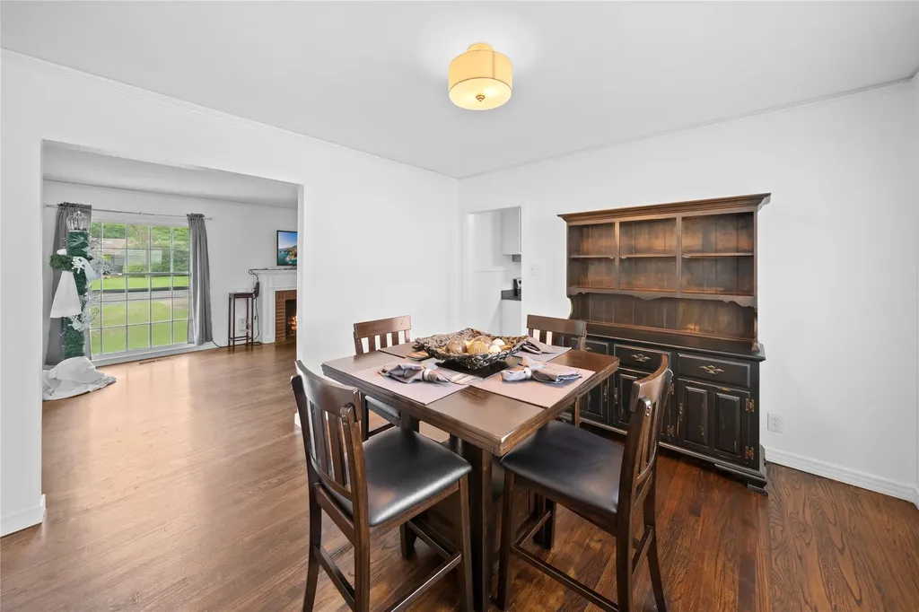 2717 Crestview Street Tyler TX 75701