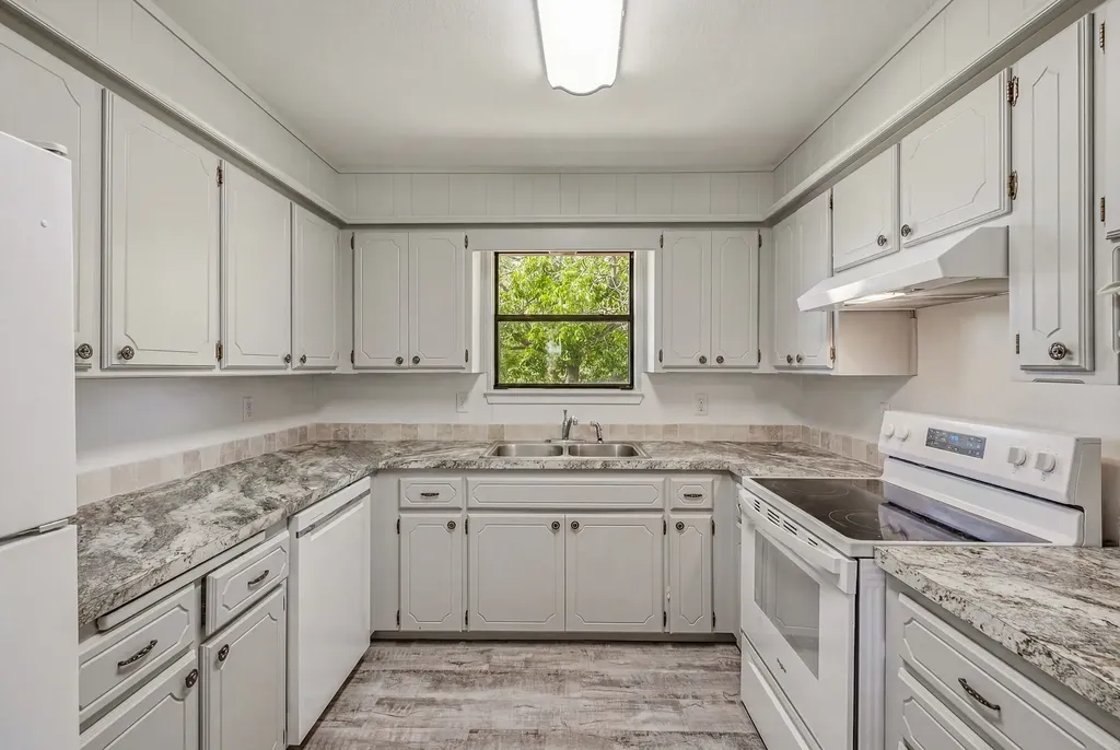 1331 Medlan Chapel Road Graham TX 76450