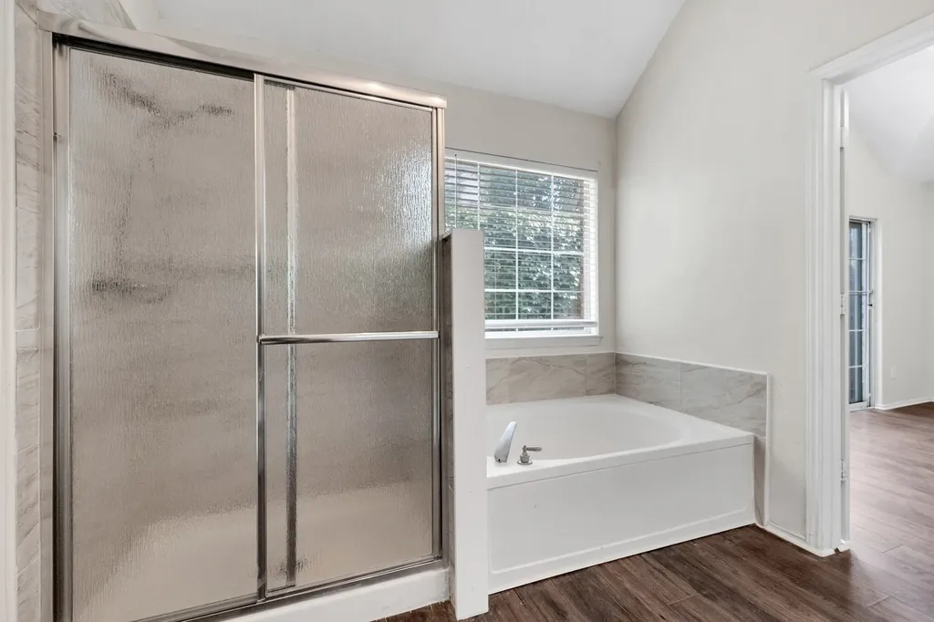 2142 Glen Heights Drive Garland TX 75044