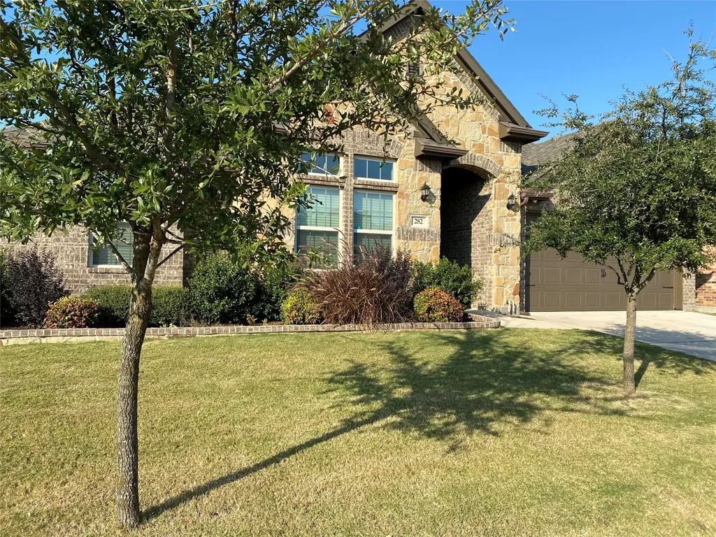 282 Hilltop Drive Justin TX 76247