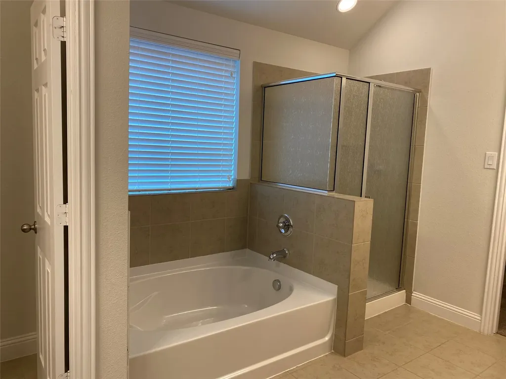 282 Hilltop Drive Justin TX 76247
