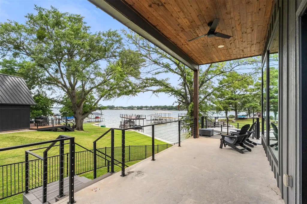 255 Autumn Wood Trail Gun Barrel City TX 75156