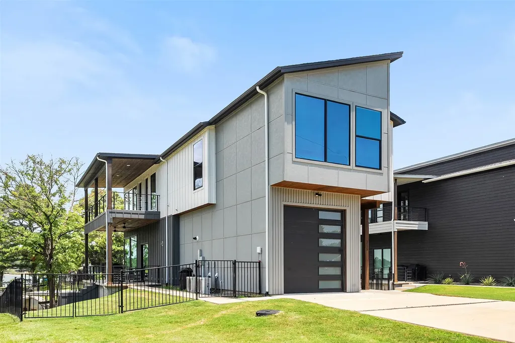 255 Autumn Wood Trail Gun Barrel City TX 75156