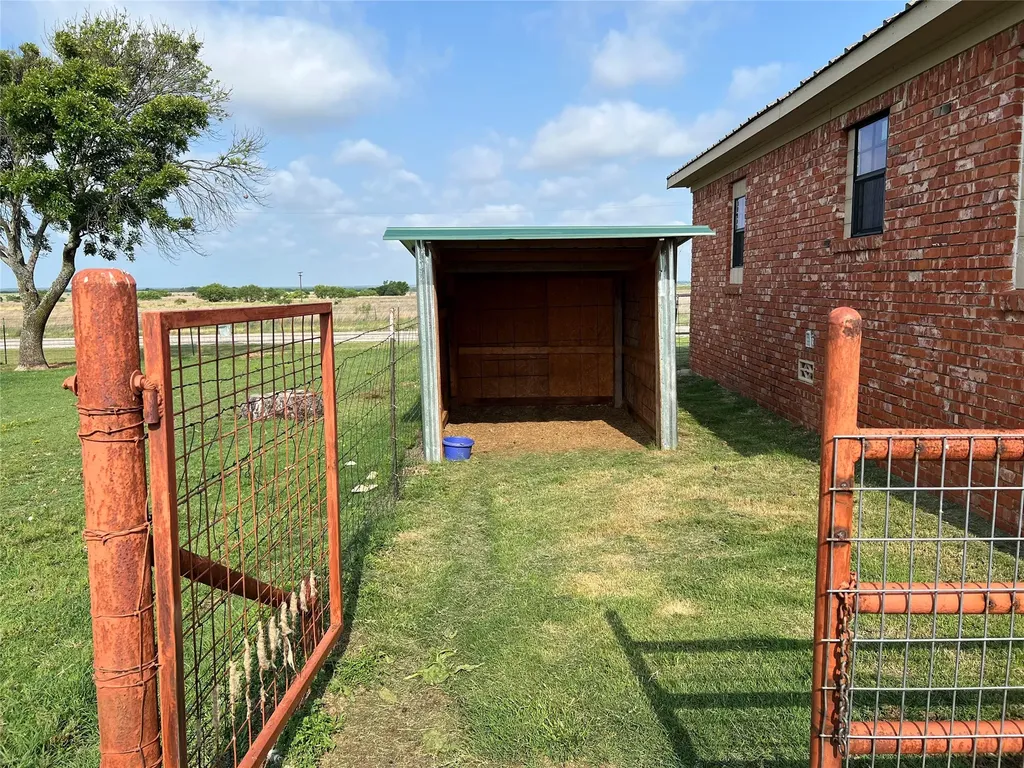 12165 Fm 103 Nocona TX 76255