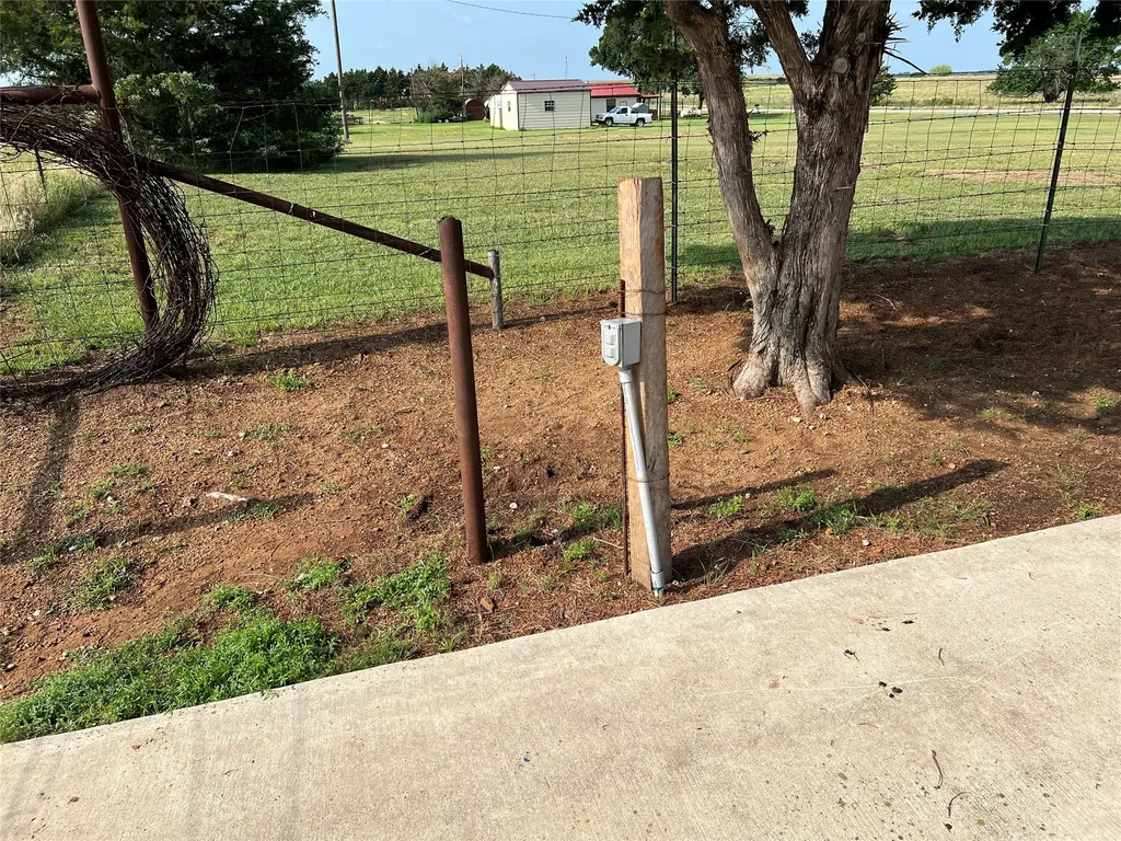 12165 Fm 103 Nocona TX 76255