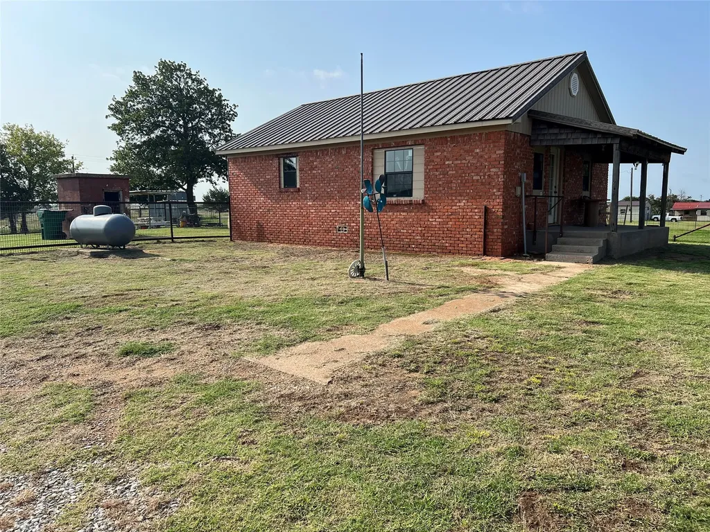 12165 Fm 103 Nocona TX 76255