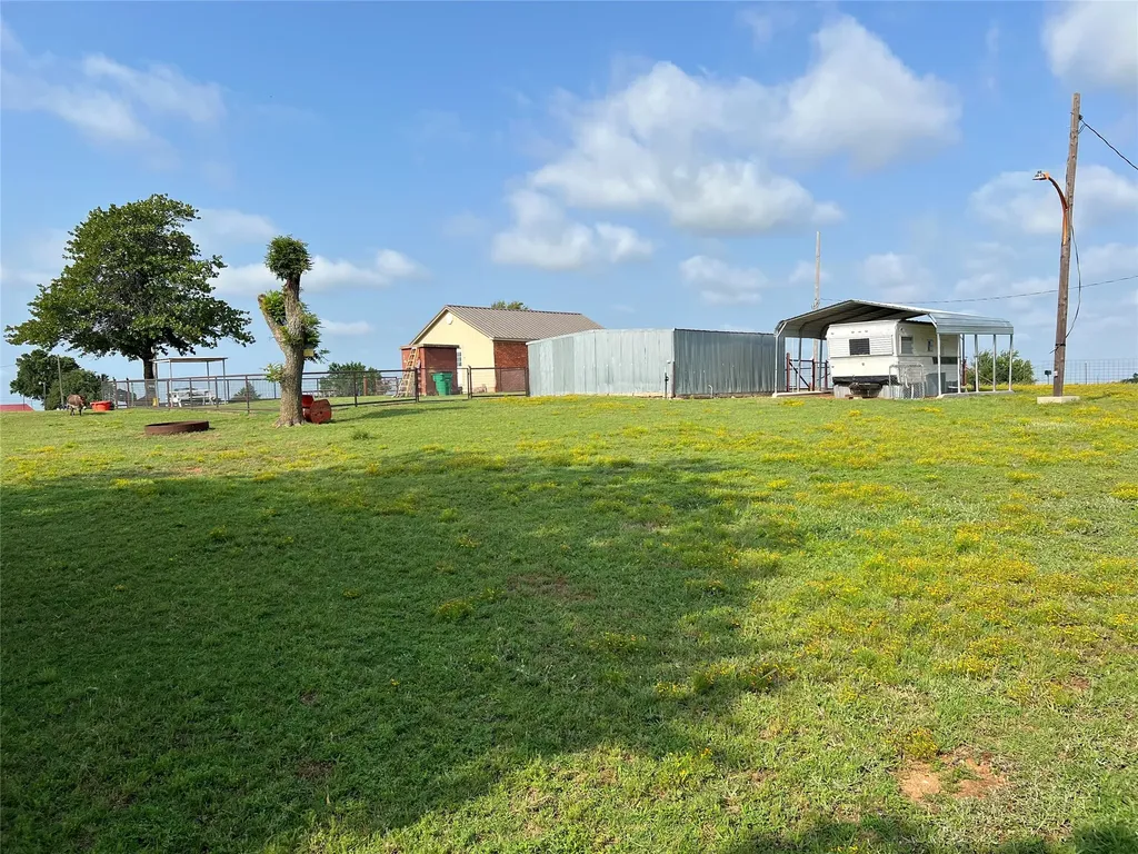 12165 Fm 103 Nocona TX 76255