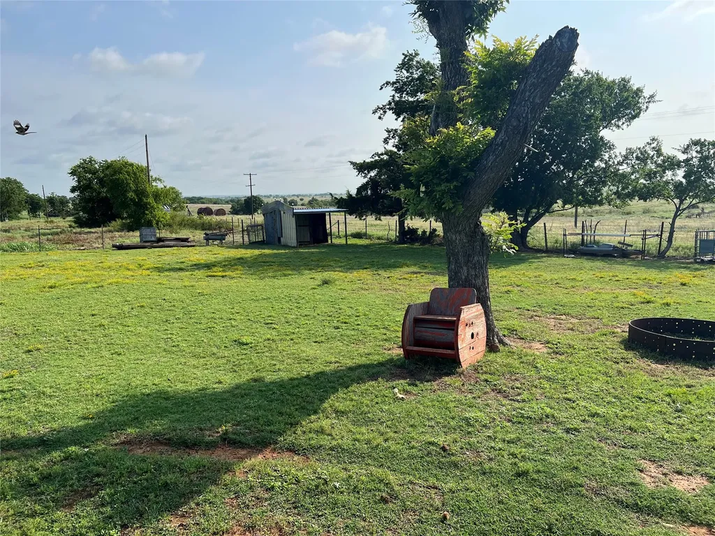 12165 Fm 103 Nocona TX 76255