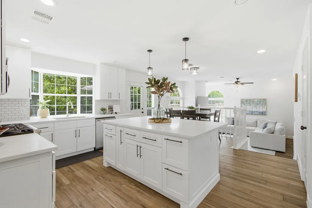 2520 Rosedale Street Highland Village TX 75077