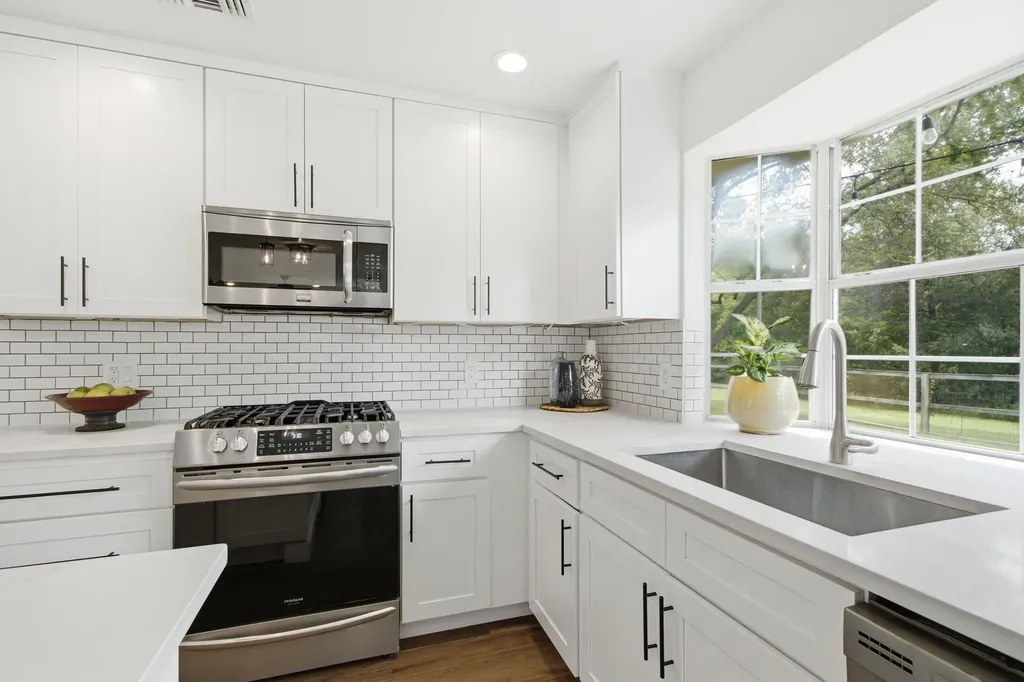 2520 Rosedale Street Highland Village TX 75077