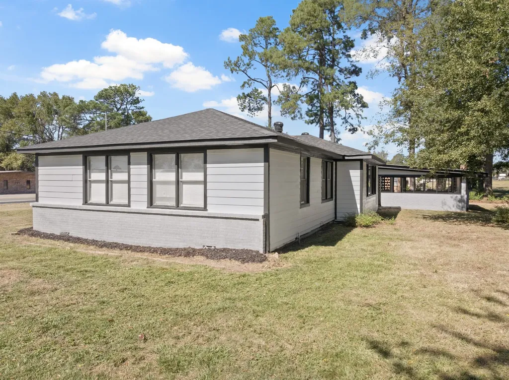 700 W Broadway Street Winnsboro TX 75494