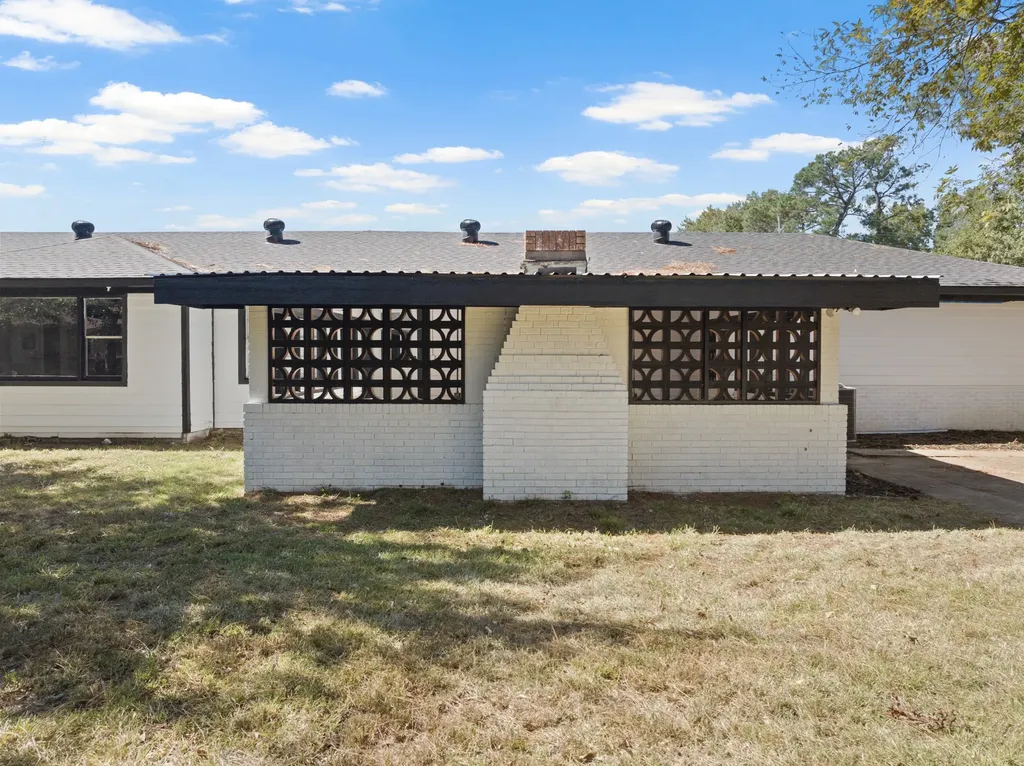700 W Broadway Street Winnsboro TX 75494
