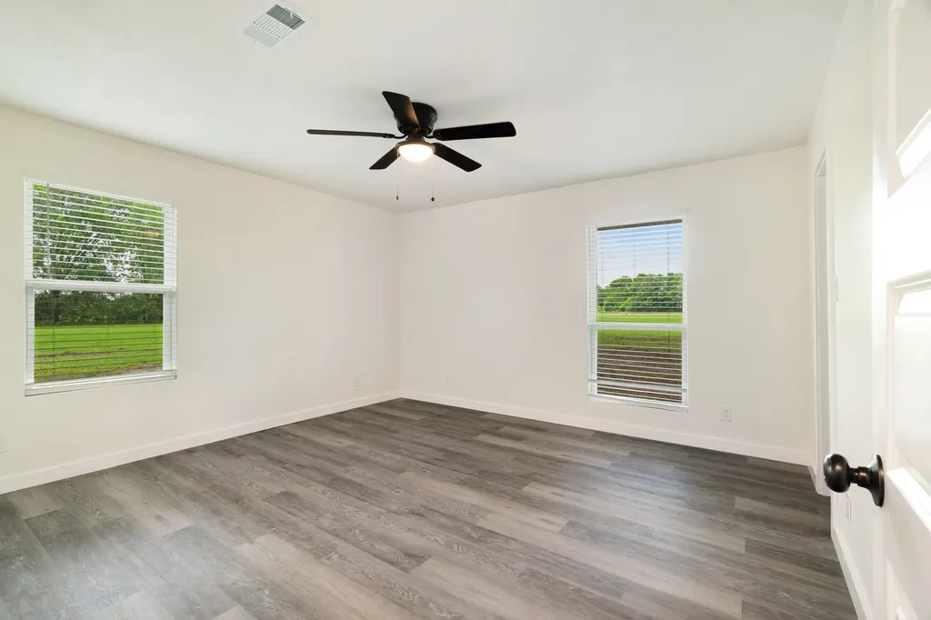 1285 Farm Road 196 Pattonville TX 75468