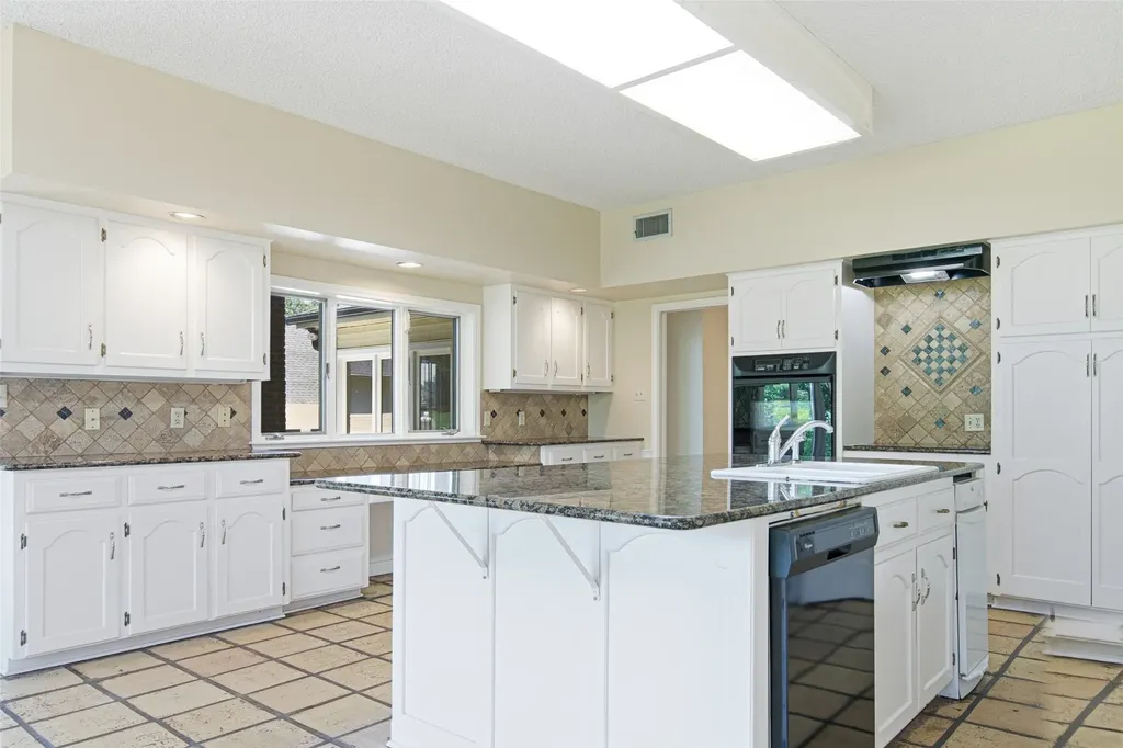 1601 Brandywine Drive Tyler TX 75703