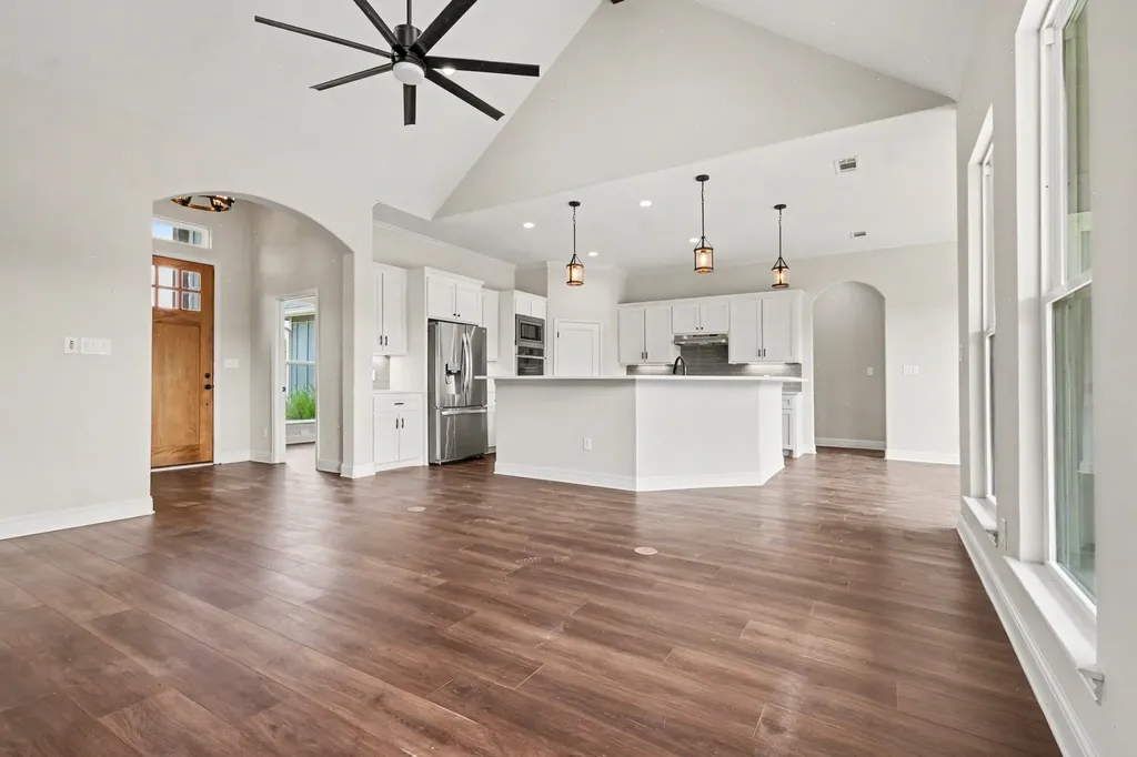 530 Pr 491 Trenton TX 75490