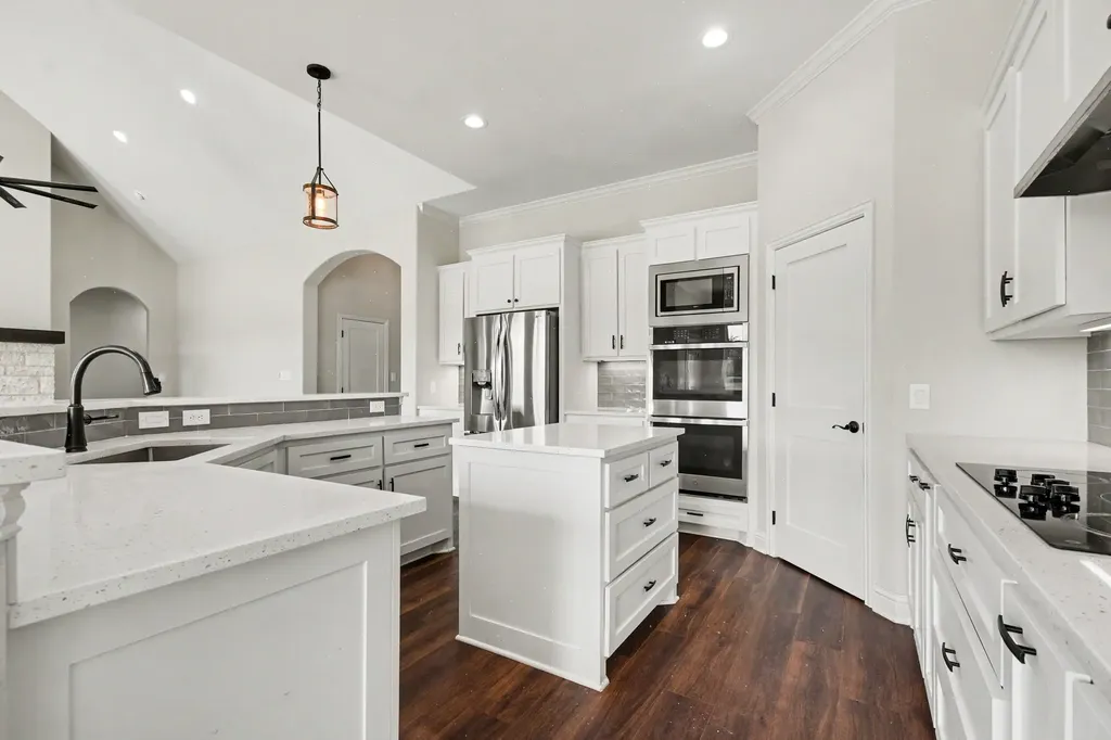 530 Pr 491 Trenton TX 75490