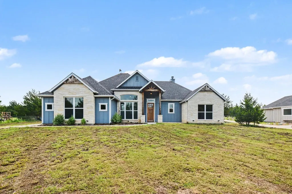 530 Pr 491 Trenton TX 75490