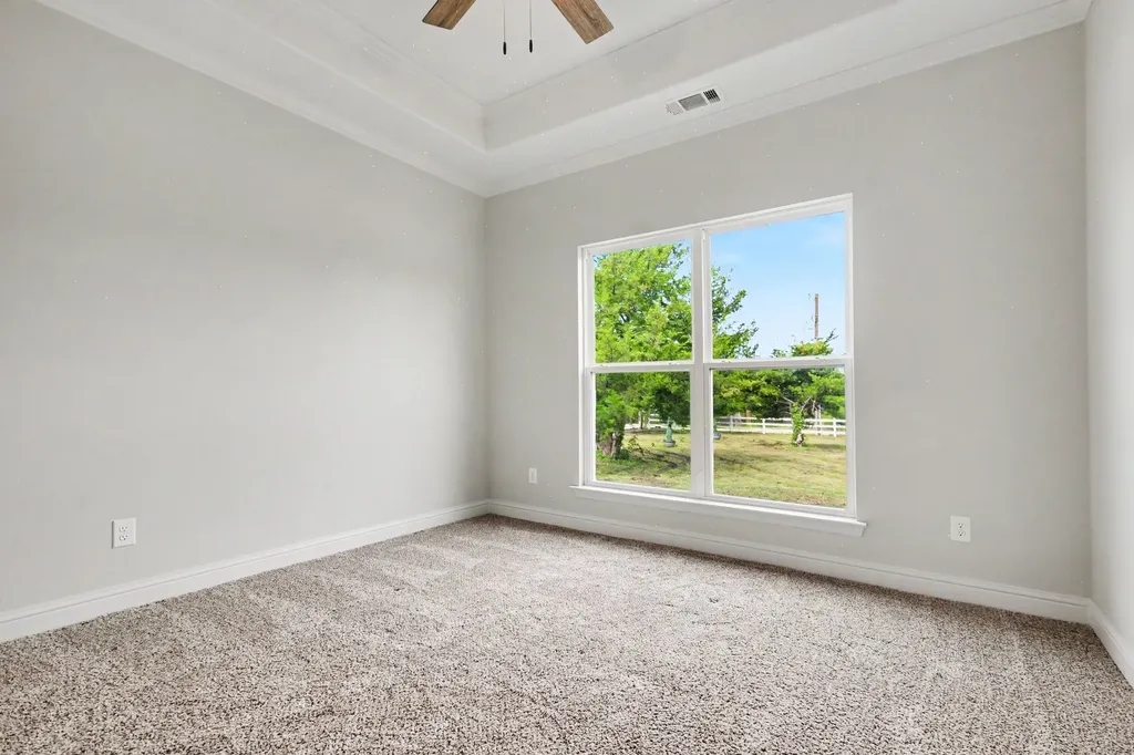 530 Pr 491 Trenton TX 75490