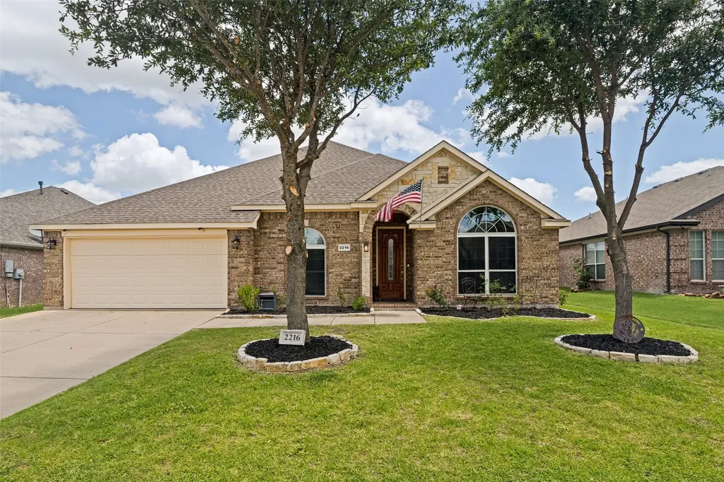 2216 Woodberry Drive Forney TX 75126