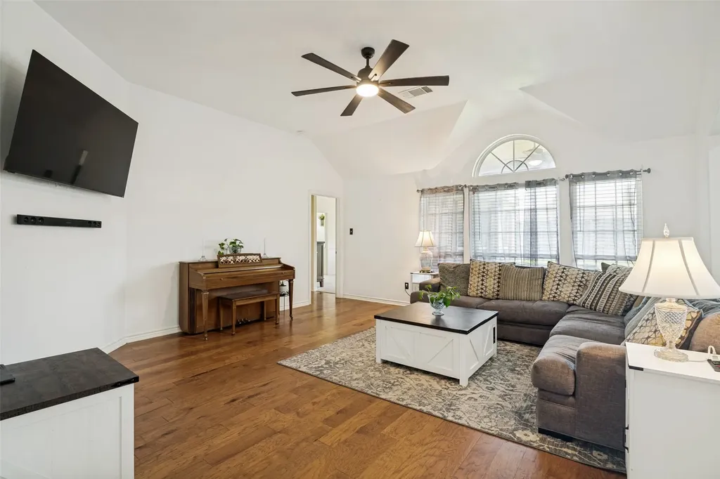 2216 Woodberry Drive Forney TX 75126